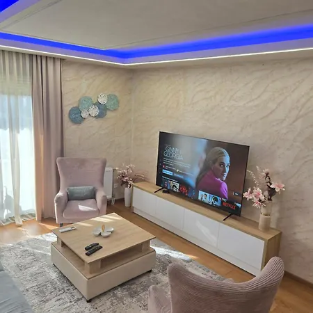 In Lux 2 *