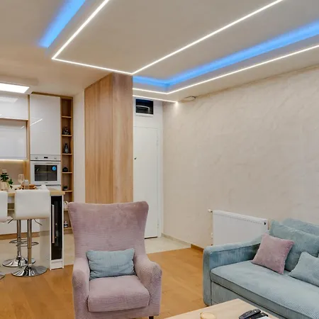 Apartment In Lux 2 *
