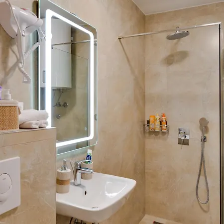 In Lux 2 Διαμέρισμα