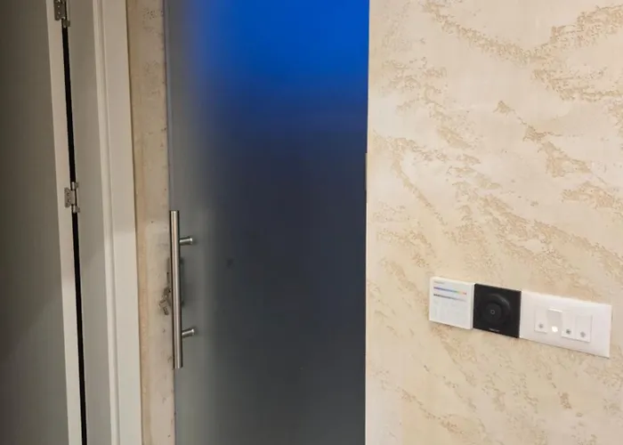 아파트 In Lux 2 *