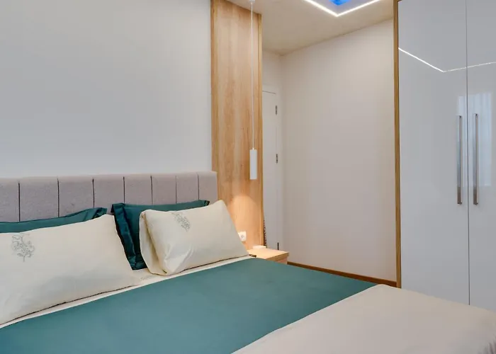 In Lux 2 아파트 *